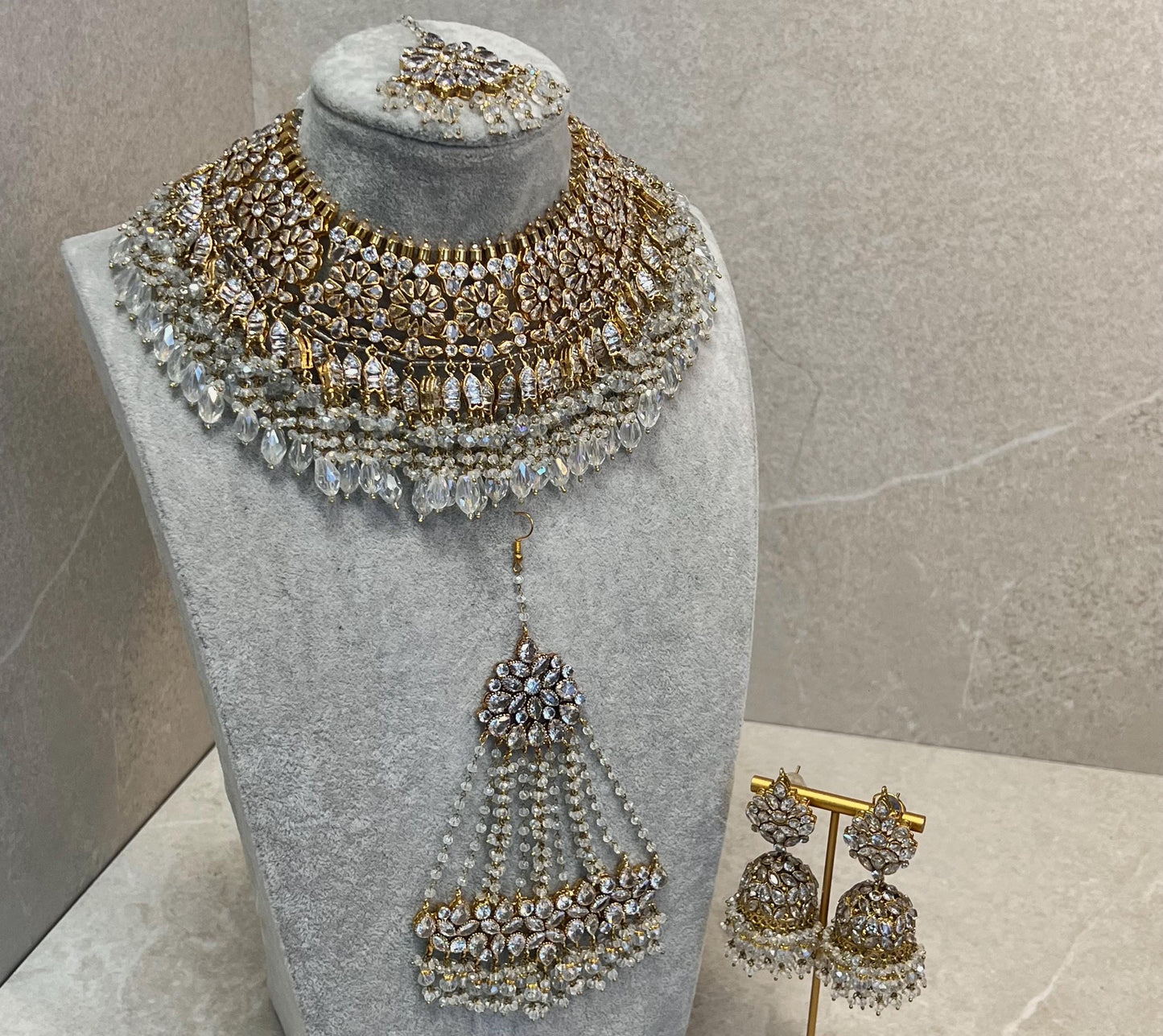 Luxury Gold Plated Clear Crystal Bridal Necklace Jhumka Earring Tikka Jhumar Pakistani Indian Bollywood High Quality 4 Piece SALE