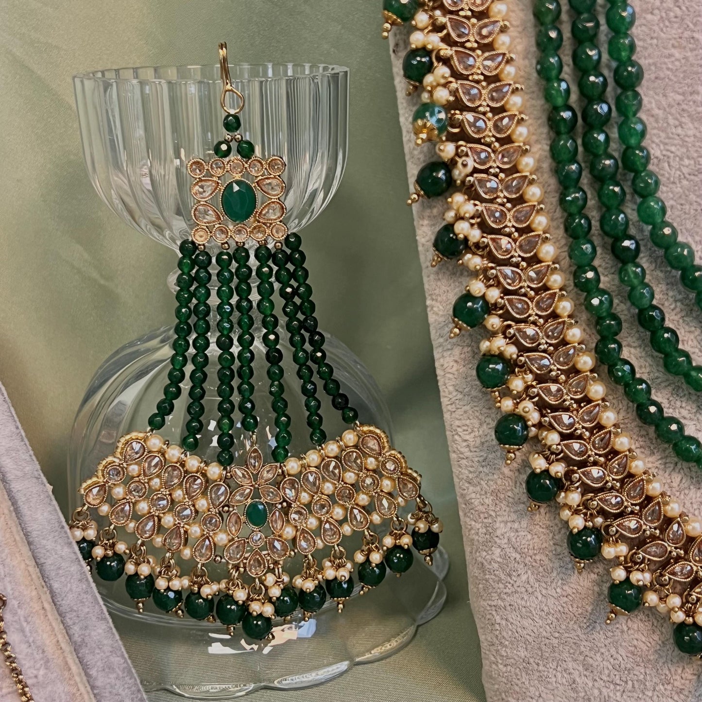 Green Bridal Necklace set Indian/ Pakistani Style/ Wedding/ Fashion Jewellery/ Necklace set