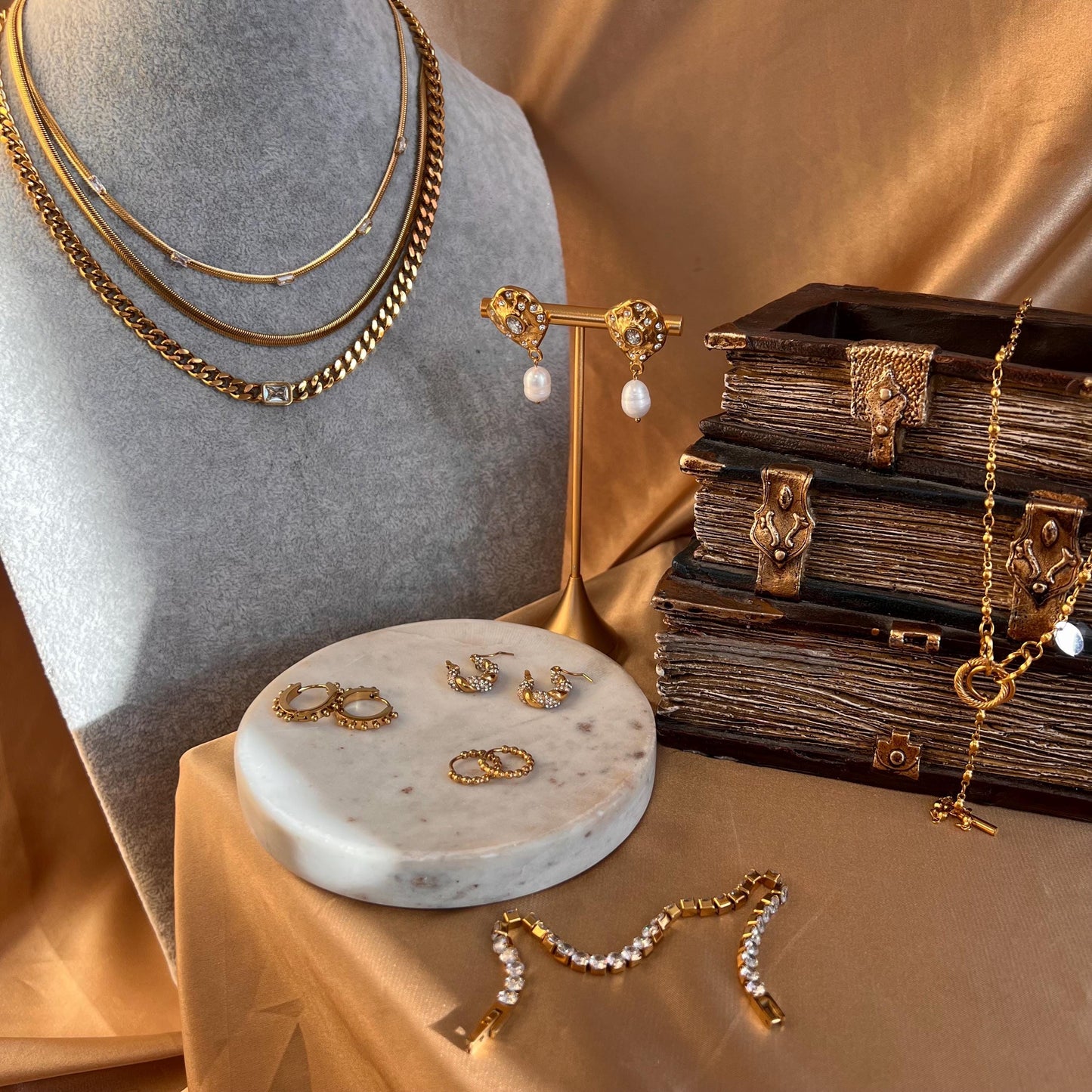 NEW! Multipack Chain and Earrings Small Hoops High Quality Tarnish Free Necklace Gift High Fashion Layering Stylish Hypoallergenic