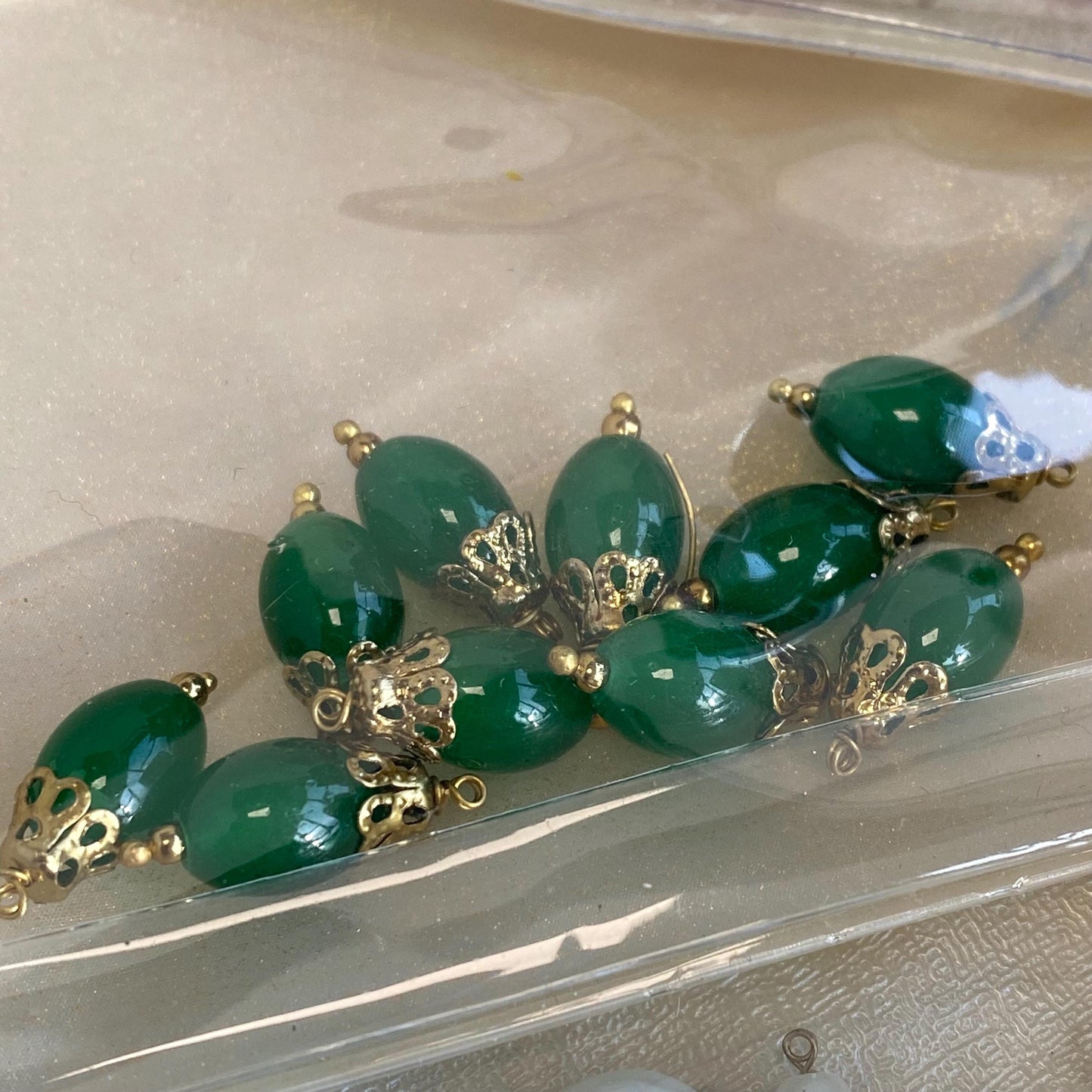 Glass beads with Cap Jewellery Making High Quality Multicolour Fashion Design Jewellery Tear Drop Stones Arts Craft Project