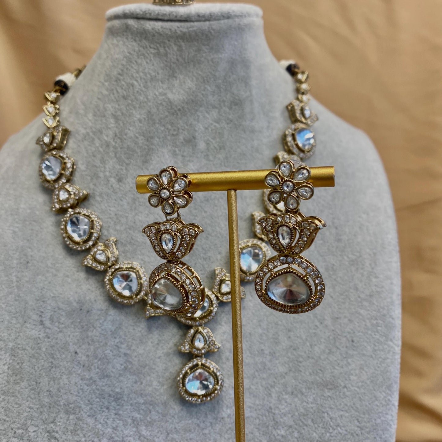 Clear Faux Kundan with Earrings and Tikka/ Unique Style/ Indian/ Pakistani/Fashion Jewellery/ Gift for Women