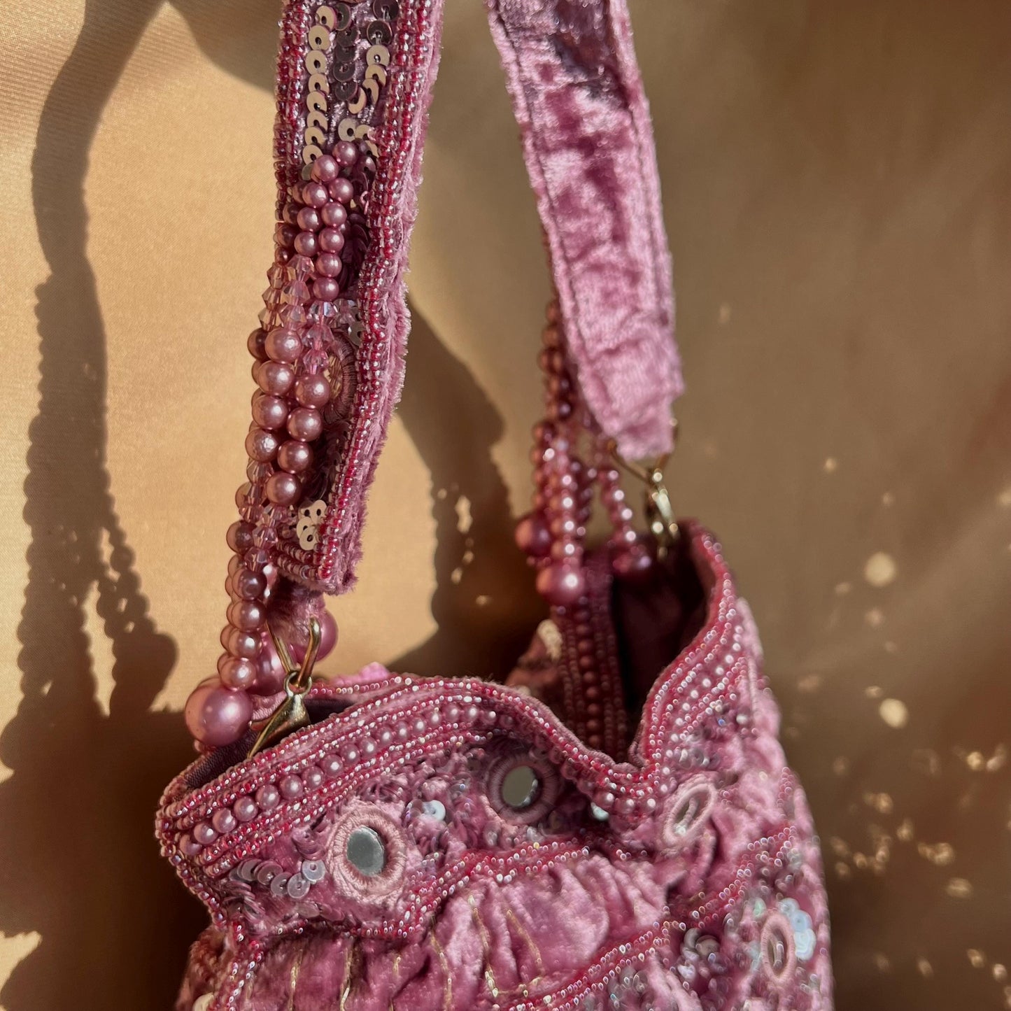 Mauve Mirror Beaded Tasseled Potli Bags/Indian Handmade Traditional Phulkari Potli Bags/Modern Ethnic Mirror Work Potli Bags/White Bags