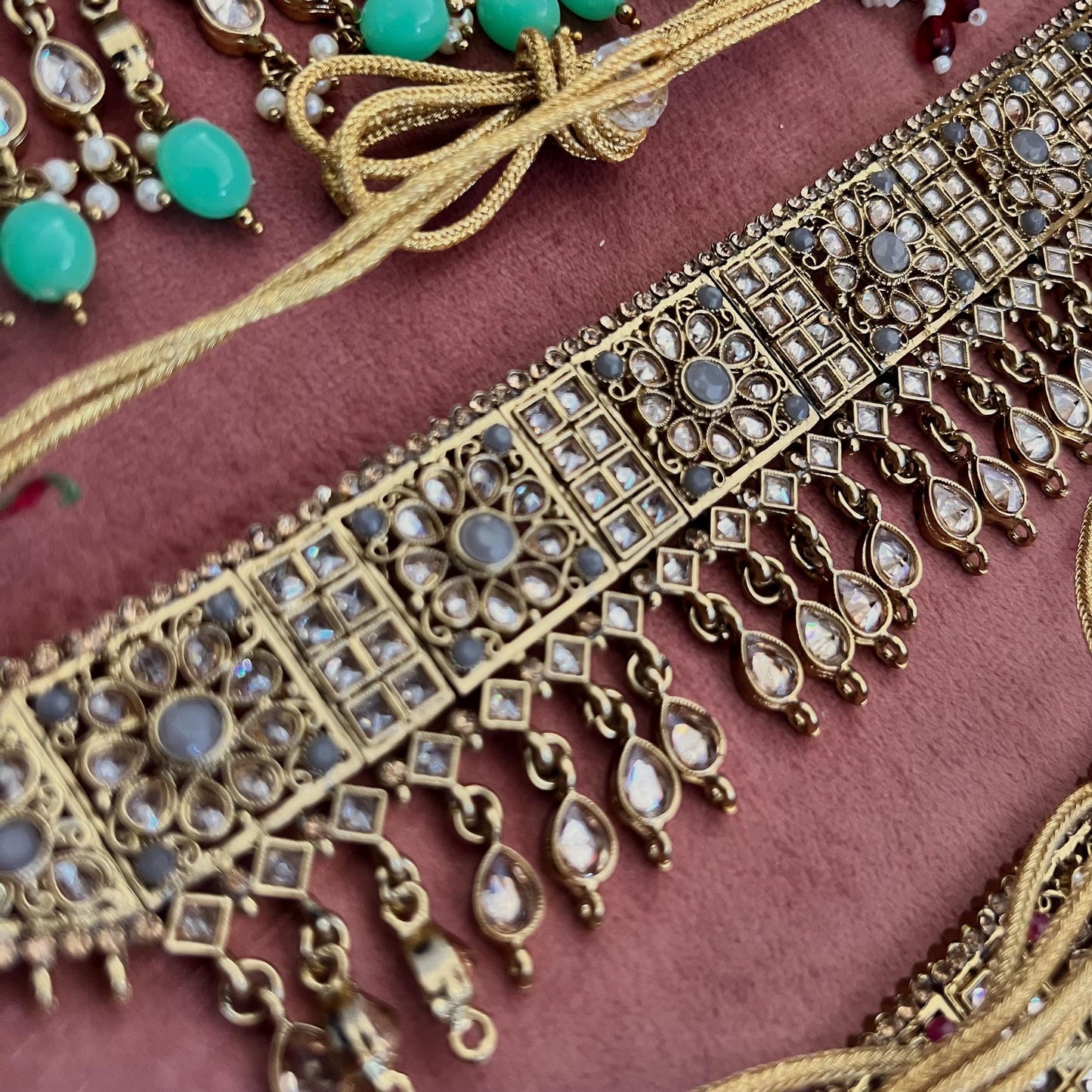 Champagne & pearl choker set Earring/ Tikka/ Tikli/ Indian/ Pakistani/Fashion Jewellery/ Gift for Women